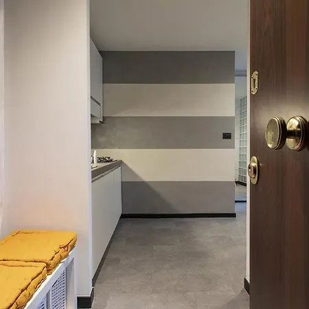 Apartment Dante 9 By Wonderful Italy Genoa